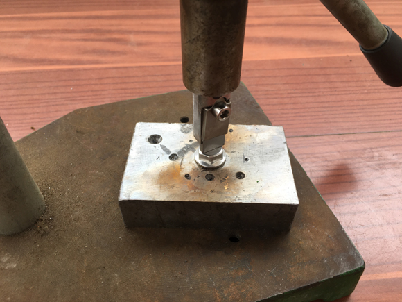 screw_welding_fixture_p3