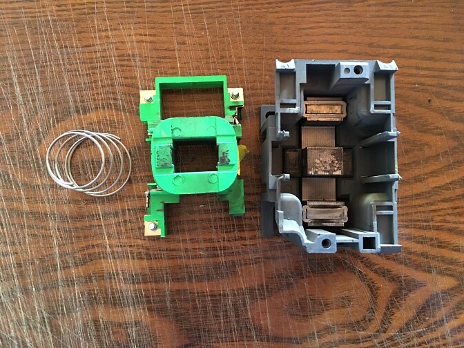 picture_of_cjx2_2501_ac_contactor_disassembly_p3