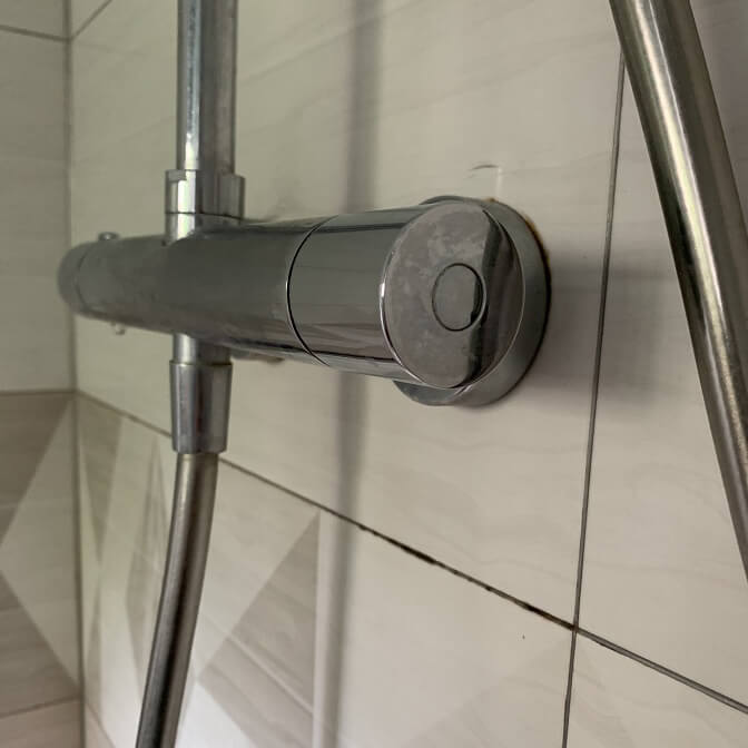 淋浴水龙头漏水怎么办—分水阀门阀芯更换