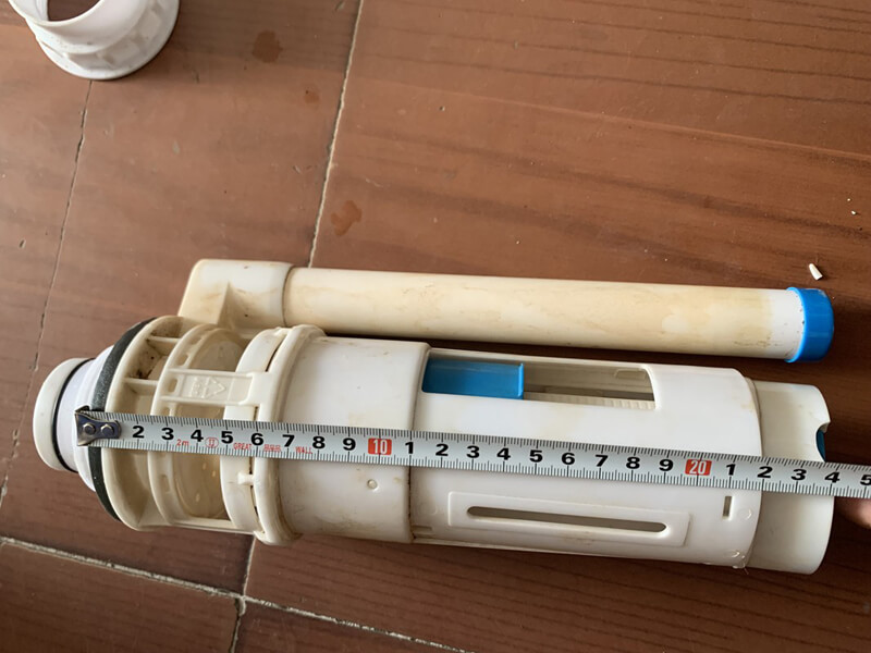 如何正确选择抽水马桶排水阀
